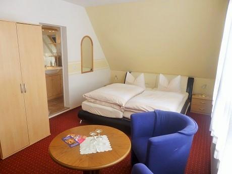 Hotel Waldhaus-Hutzelhoeh Ruhla Ngoại thất bức ảnh