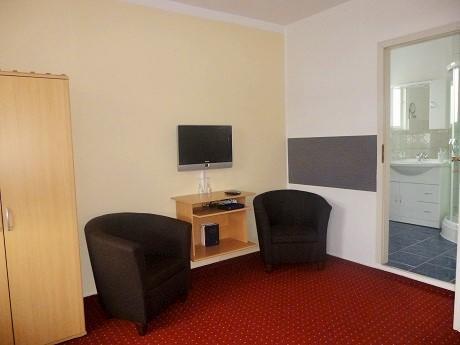 Hotel Waldhaus-Hutzelhoeh Ruhla Ngoại thất bức ảnh